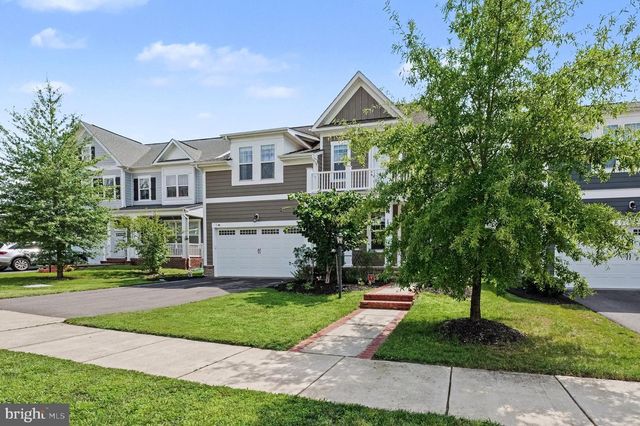 17929 WOODS DR, Dumfries, VA 22026