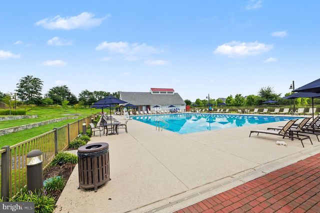 17929 WOODS DR, Dumfries, VA 22026