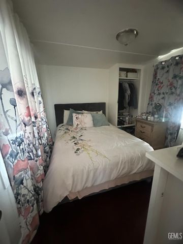 201 McCord Avenue 52, Bakersfield, CA 93308