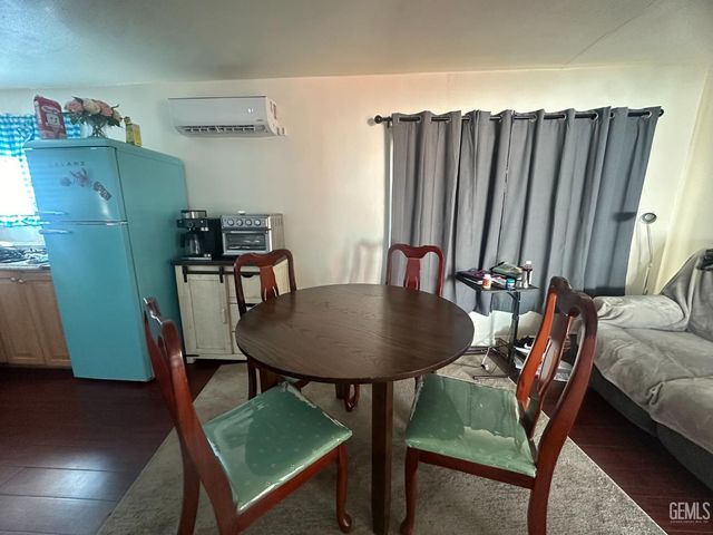 201 McCord Avenue 52, Bakersfield, CA 93308