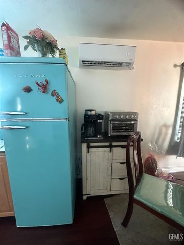 201 McCord Avenue 52, Bakersfield, CA 93308