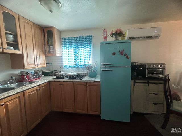 201 McCord Avenue 52, Bakersfield, CA 93308