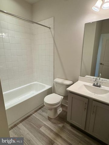 201 POMEGRANATE LN, Frederick, MD 21701
