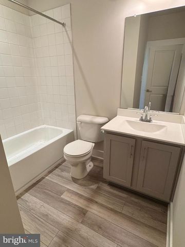 201 POMEGRANATE LN, Frederick, MD 21701