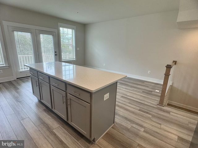 201 POMEGRANATE LN, Frederick, MD 21701