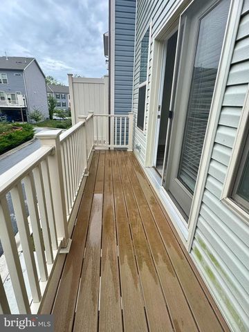 201 POMEGRANATE LN, Frederick, MD 21701