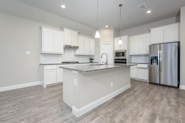 3077 Lionsgate Drive, Argyle, TX 76226