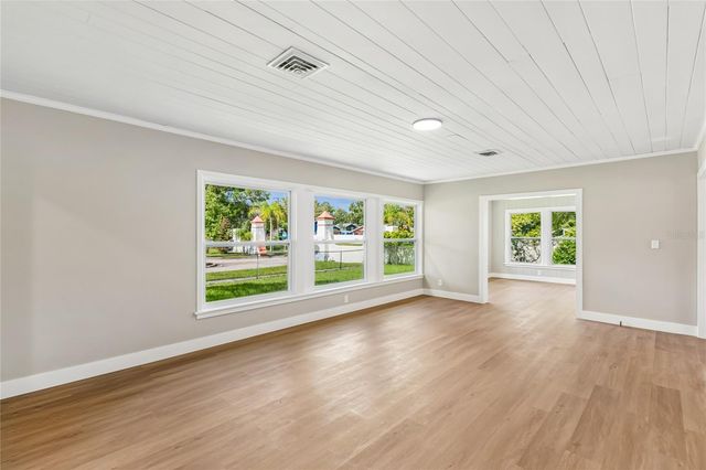 400 PLUMOSA DRIVE, Sanford, FL 32771