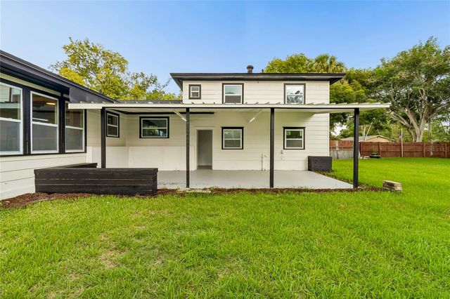 400 PLUMOSA DRIVE, Sanford, FL 32771