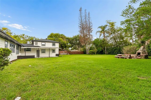 400 PLUMOSA DRIVE, Sanford, FL 32771