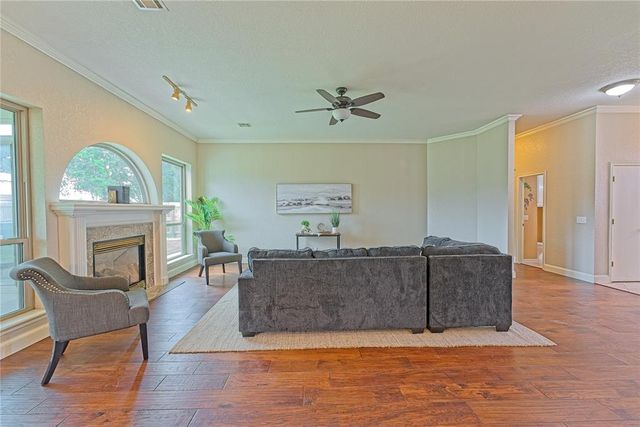 3608 Buckingham Drive, Norman, OK 73072