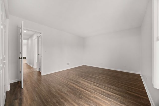 7300 Fairview Avenue 206, Downers Grove, IL 60516