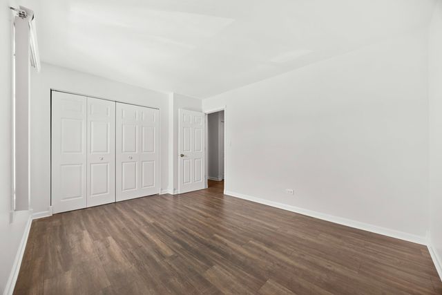 7300 Fairview Avenue 206, Downers Grove, IL 60516