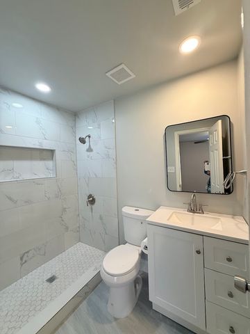 847 E Powell Avenue, Fort Worth, TX 76104