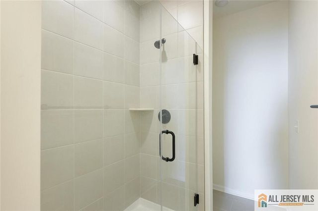 228 Peyton Place 121, New Brunswick, NJ 08901