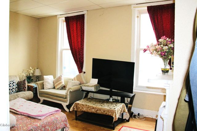 408 Elk Street, Albany, NY 12206