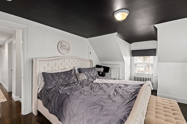 4 Park Rd, Brockton, MA 02301