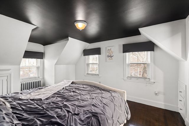 4 Park Rd, Brockton, MA 02301