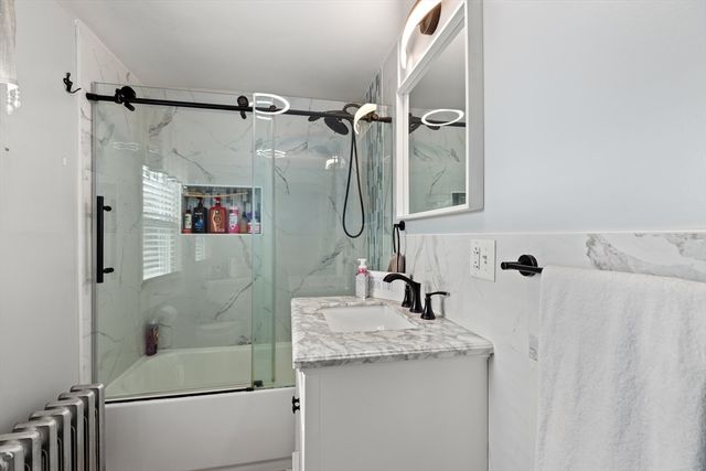 4 Park Rd, Brockton, MA 02301