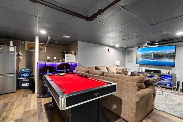 4 Park Rd, Brockton, MA 02301