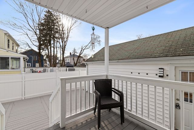 4 Park Rd, Brockton, MA 02301