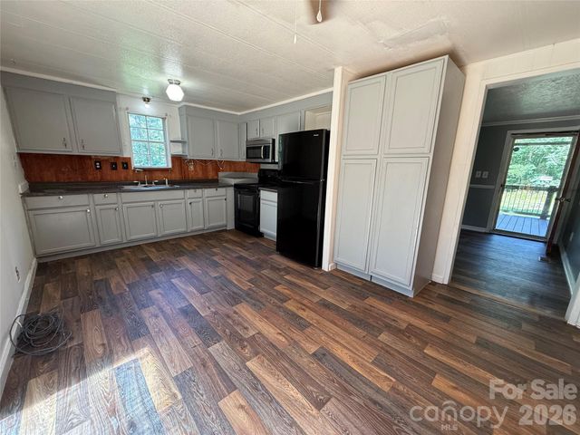 211 Corry Lane, Bostic, NC 28018