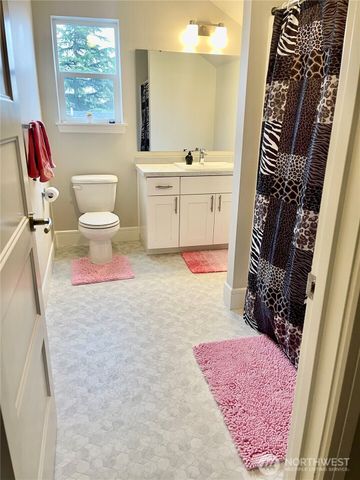 26408 134th Place SE, Kent, WA 98042