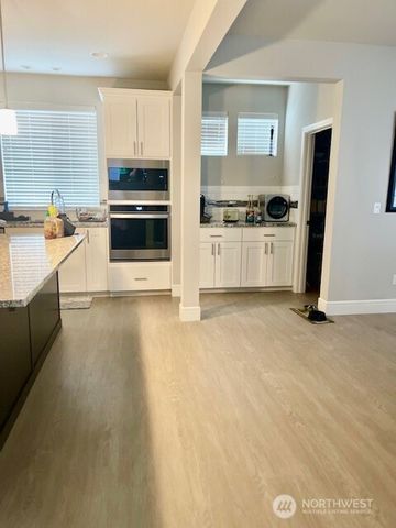 26408 134th Place SE, Kent, WA 98042