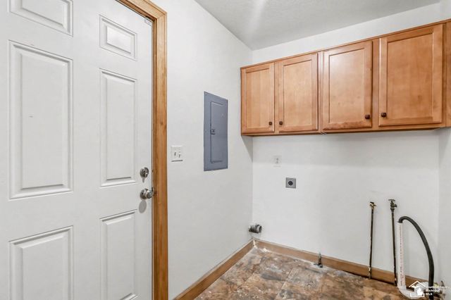974 Woodville Avenue, Monroe, MI 48161