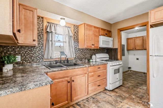 974 Woodville Avenue, Monroe, MI 48161
