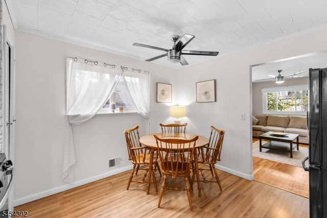 34 Roosevelt Ave, Parsippany-troy Hills Twp., NJ 07034