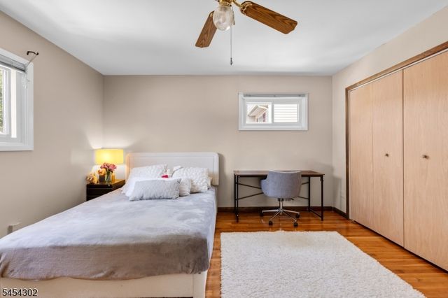 34 Roosevelt Ave, Parsippany-troy Hills Twp., NJ 07034