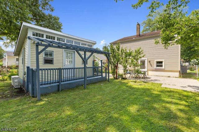 34 Roosevelt Ave, Parsippany-troy Hills Twp., NJ 07034