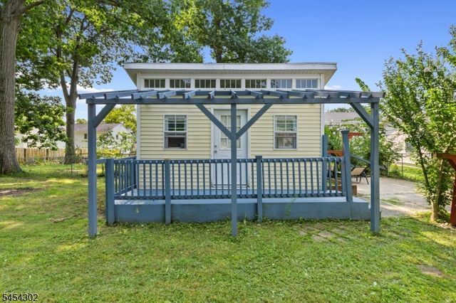 34 Roosevelt Ave, Parsippany-troy Hills Twp., NJ 07034