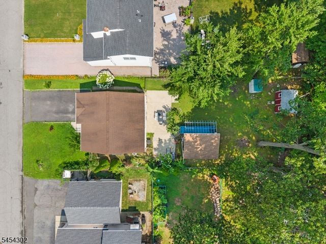 34 Roosevelt Ave, Parsippany-troy Hills Twp., NJ 07034