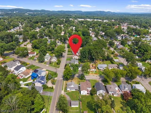 34 Roosevelt Ave, Parsippany-troy Hills Twp., NJ 07034