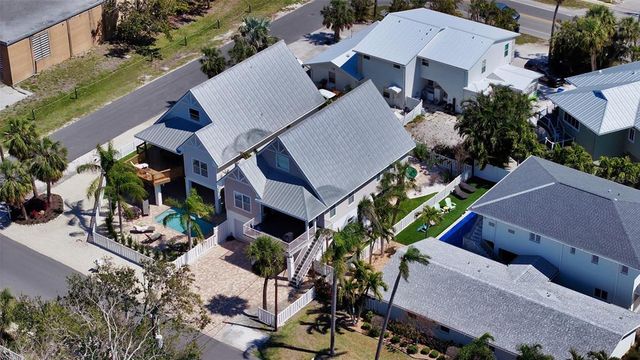 5007 2ND AVENUE, Holmes Beach, FL 34217