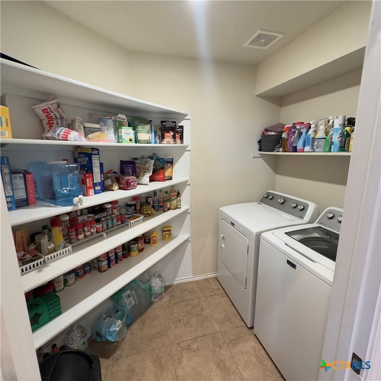 Image 14 of property listing at 1521 Starlight Drive, Temple, TX 76502