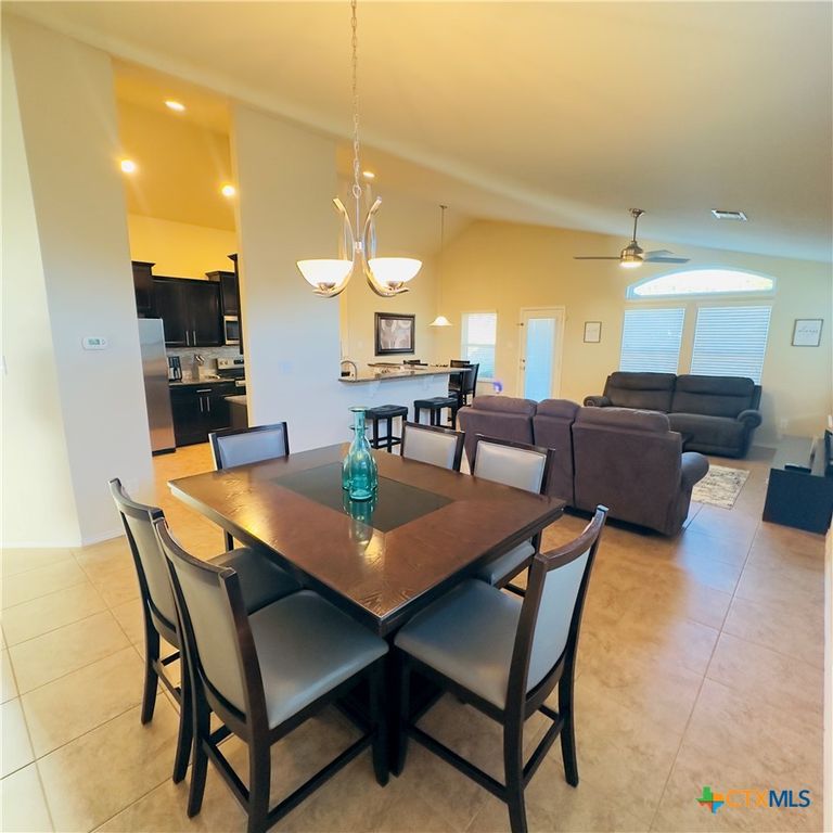 Image 8 of property listing at 1521 Starlight Drive, Temple, TX 76502