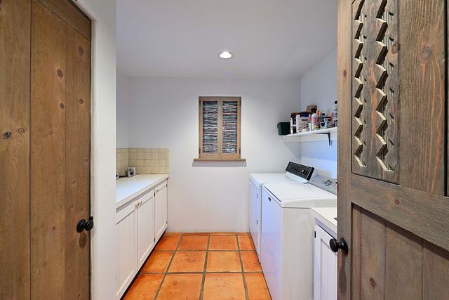 213 Tano Road, Santa Fe, NM 87506