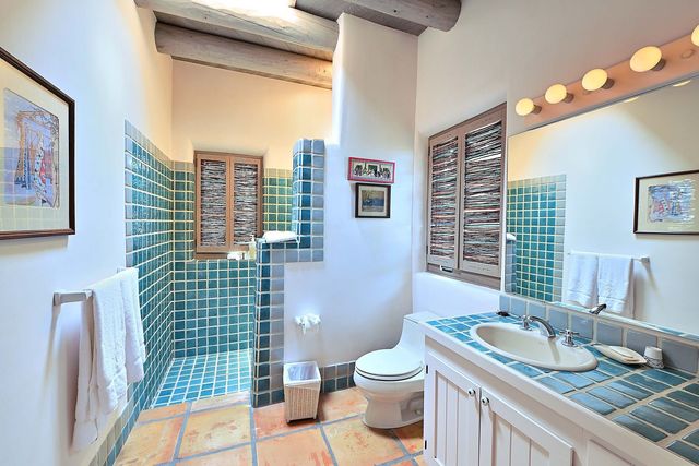 213 Tano Road, Santa Fe, NM 87506