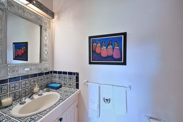 213 Tano Road, Santa Fe, NM 87506