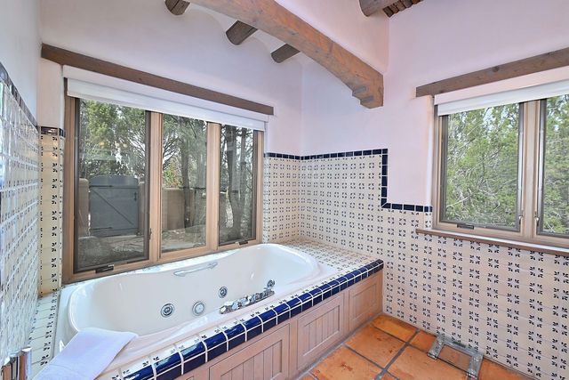 213 Tano Road, Santa Fe, NM 87506