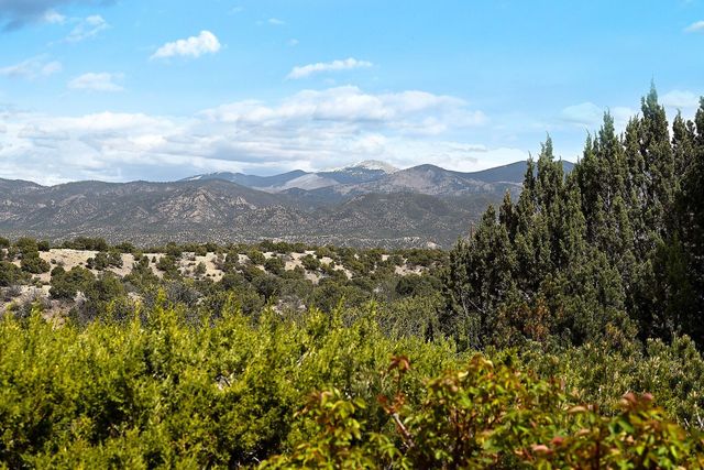 213 Tano Road, Santa Fe, NM 87506