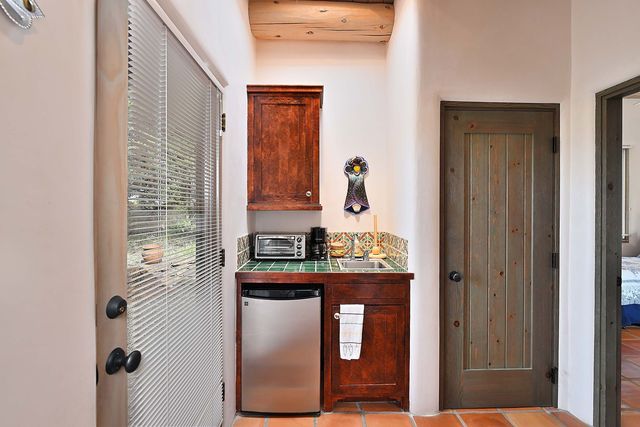 213 Tano Road, Santa Fe, NM 87506