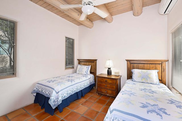 213 Tano Road, Santa Fe, NM 87506