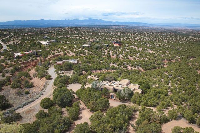 213 Tano Road, Santa Fe, NM 87506