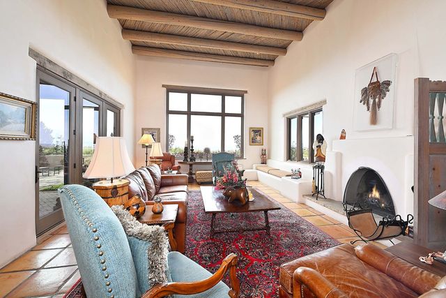 213 Tano Road, Santa Fe, NM 87506