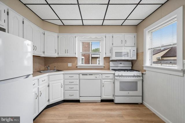 337 SENECA ST, Lester, PA 19029