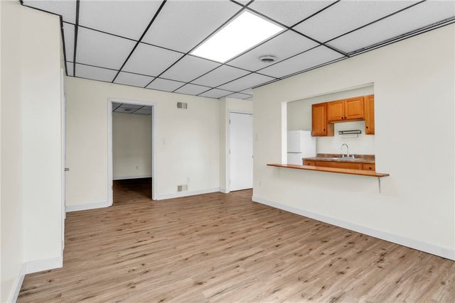 5132 Butler St, Lawrenceville, PA 15201